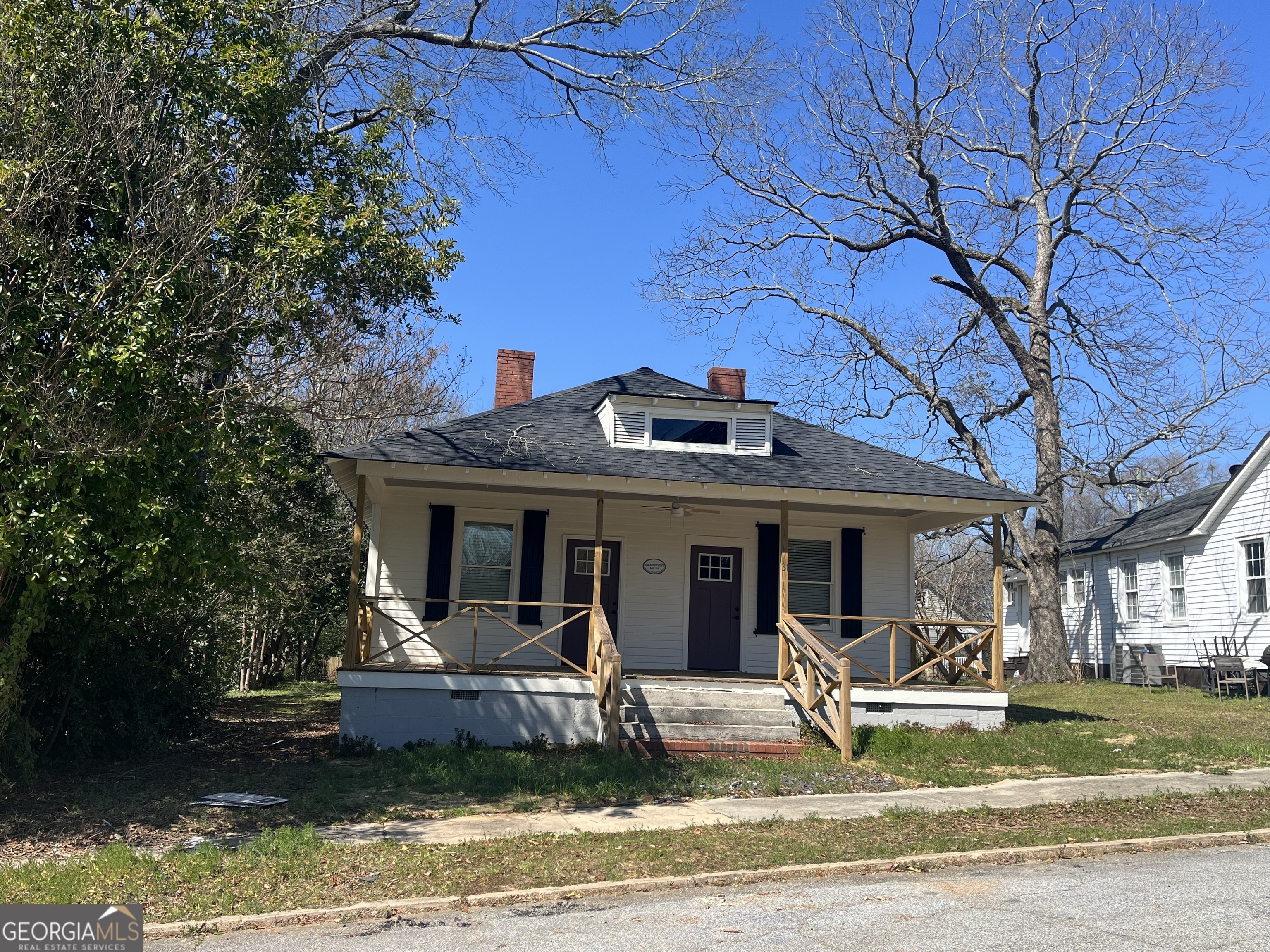 Property Photo:  31 N Broad Street  GA 30014 