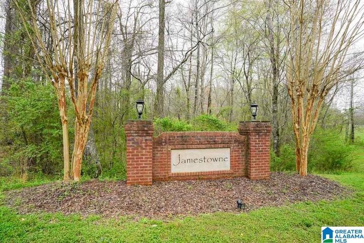 7521 Colonial Trace Circle 17  Bessemer AL 35022 photo
