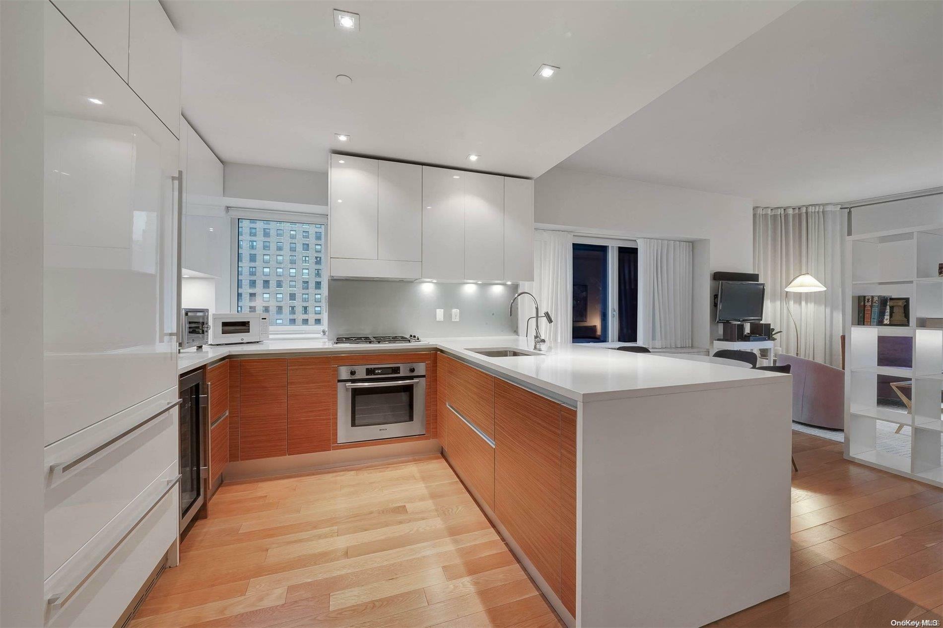 Property Photo:  555 W 59th Street 8F  NY 10019 