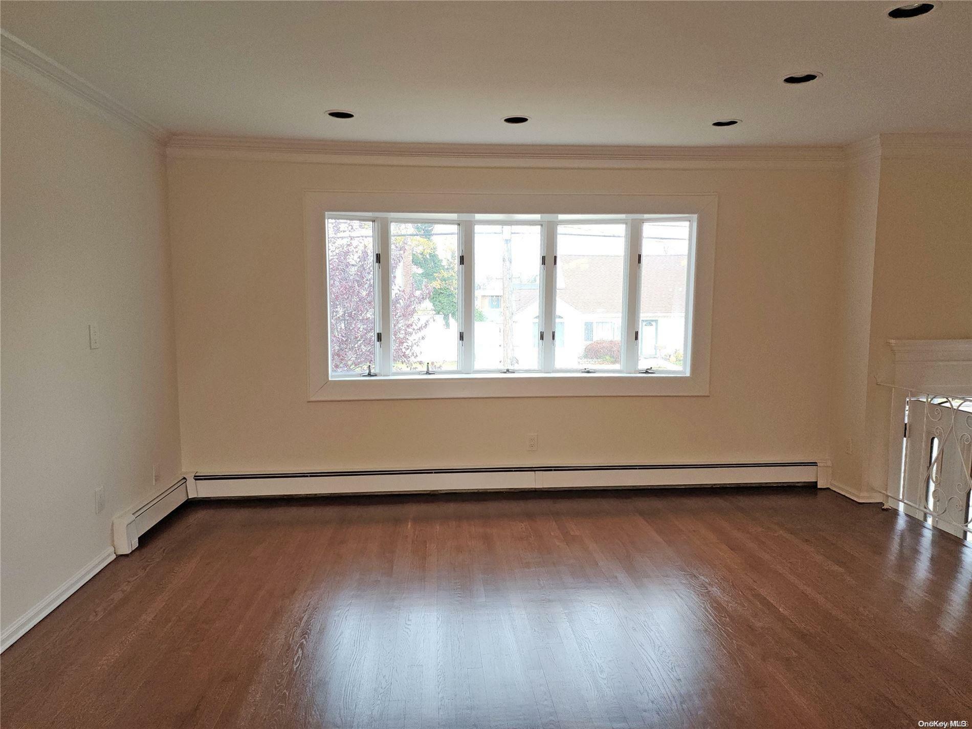 Property Photo:  950 Washington Street  NY 11510 