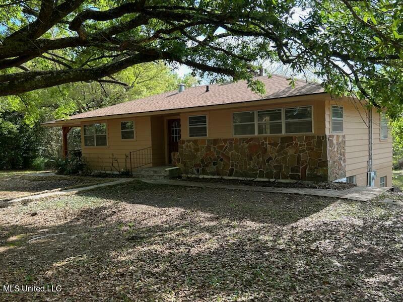 Property Photo:  23213 Church Avenue  MS 39574 