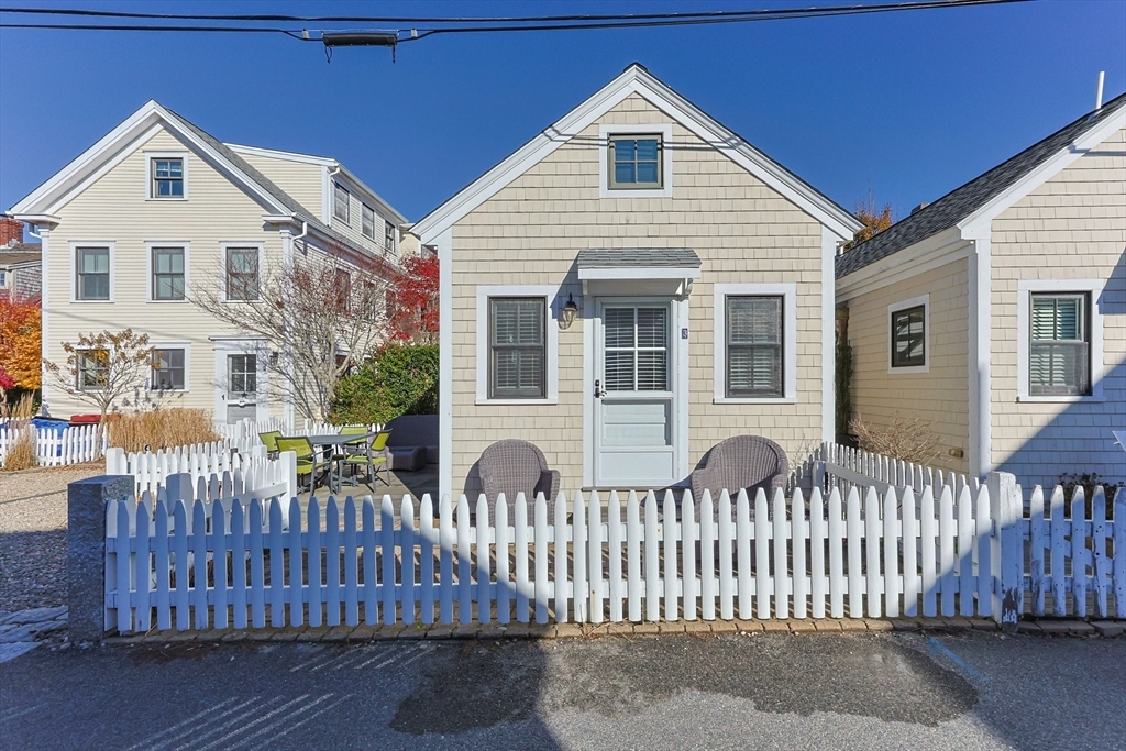 Property Photo:  10 Washington Ave 3  MA 02657 