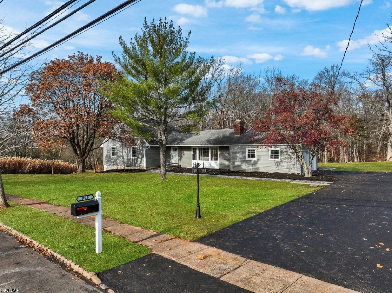 Property Photo:  955 Ardsley Ln  NJ 08807 