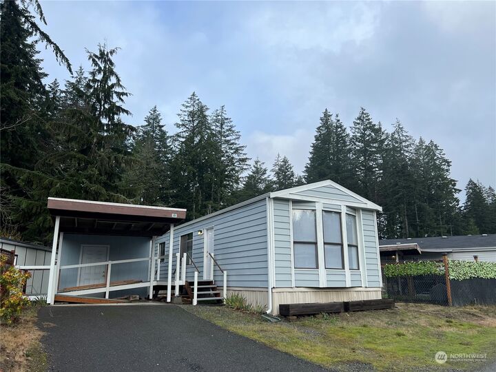 9111  66th Ave NW 105  Gig Harbor WA 98332 photo