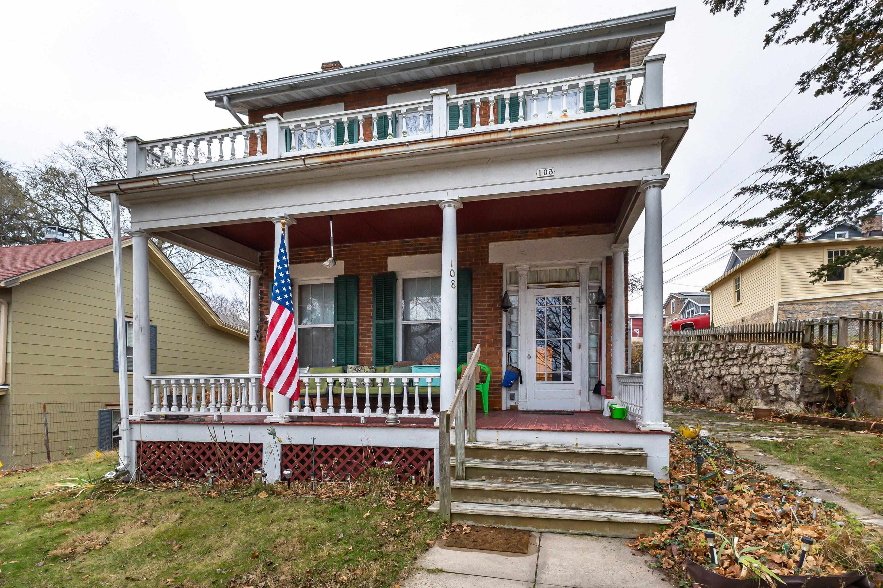 Property Photo:  108 N Prospect Street  IL 61036 