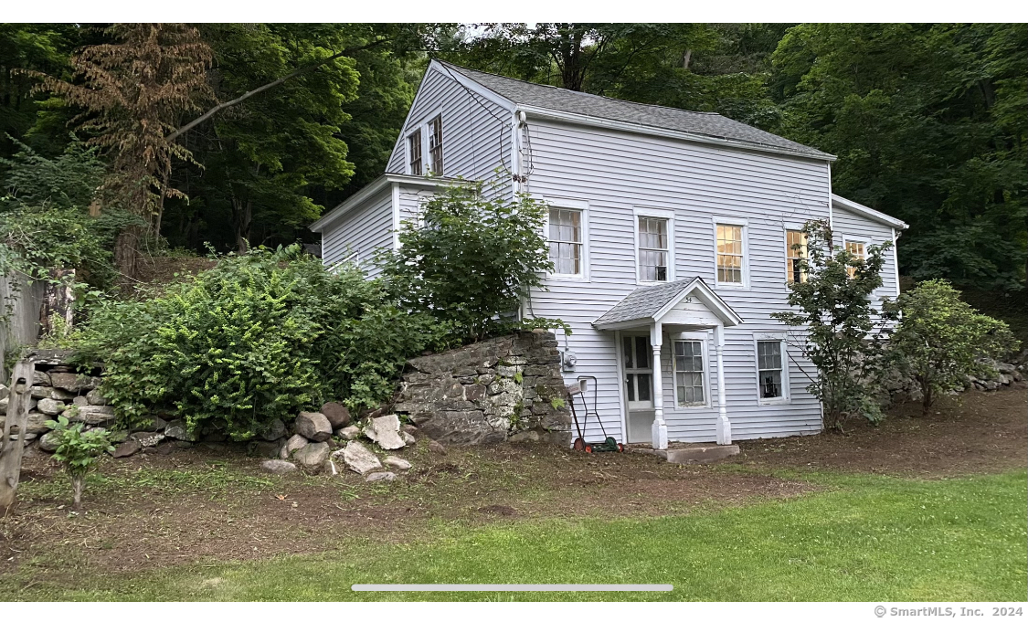 54 Mountain Road  Woodbury CT 06798 photo