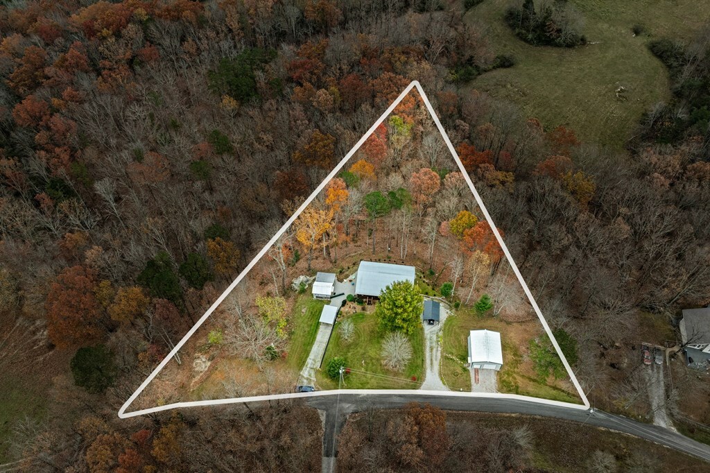 Property Photo: 598 Ted Brooks Rd TN 38556