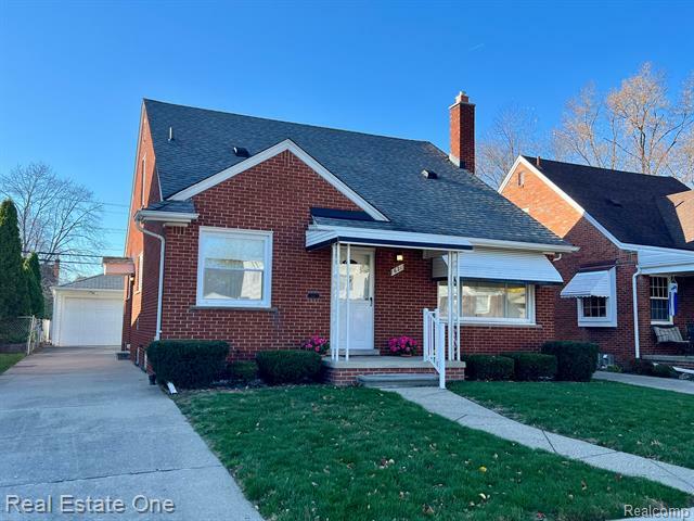 Property Photo:  621 N Vernon Street  MI 48128 