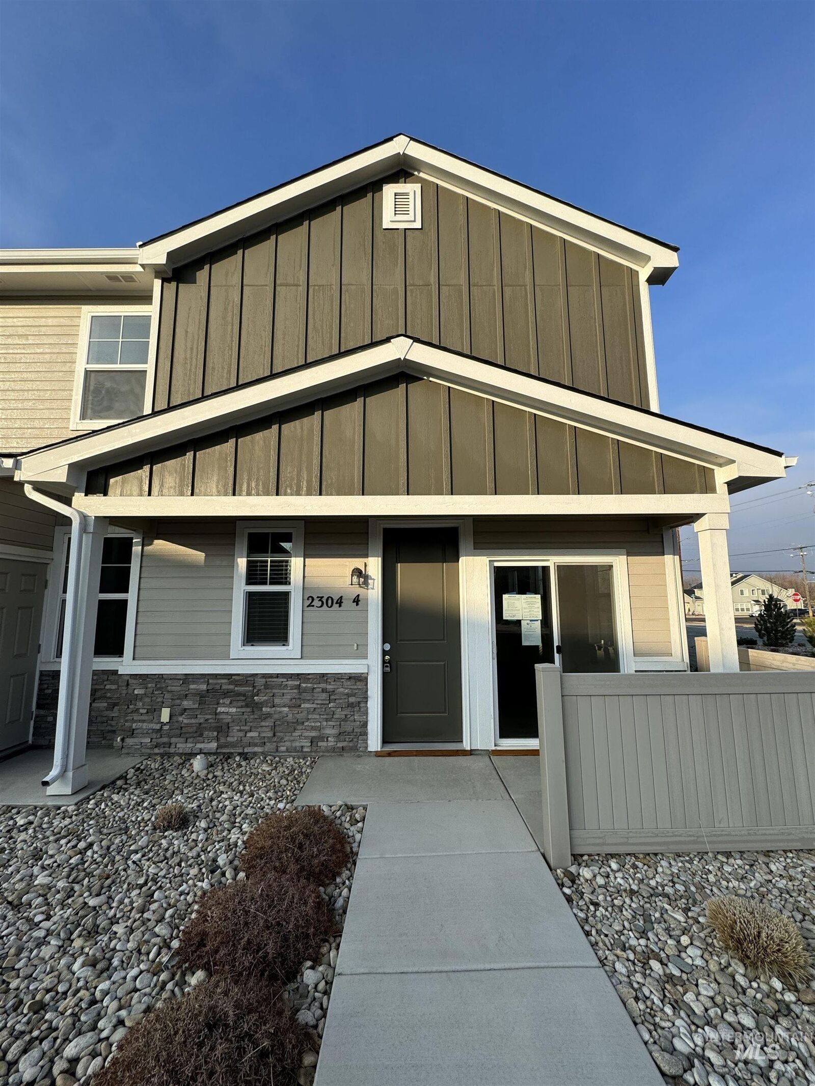 Property Photo:  2304 E Spice Loop 4  ID 83651 