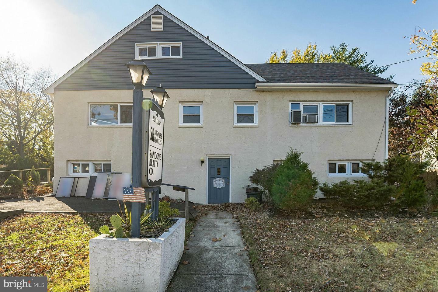 Property Photo:  1027 Emerald Boulevard  NJ 08108 