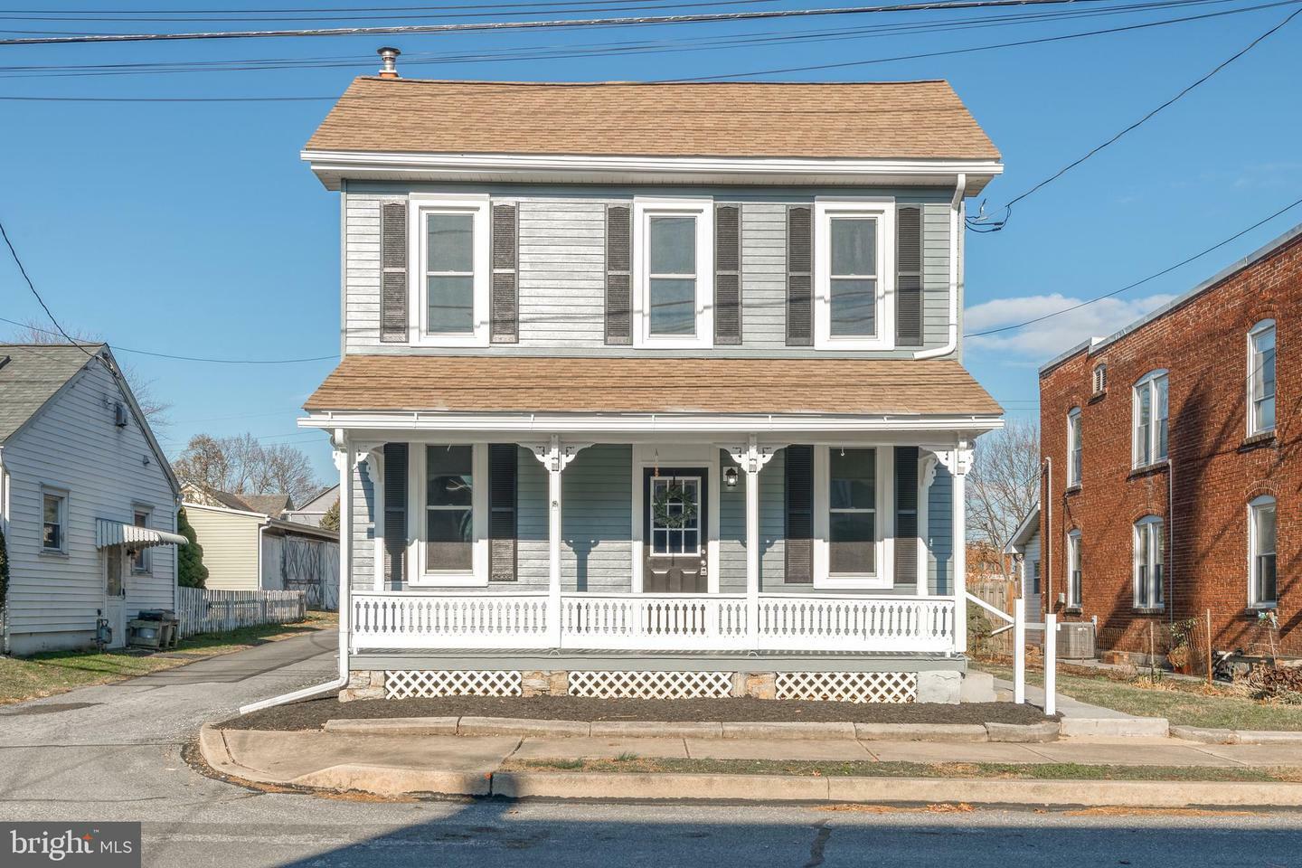 Property Photo:  118 Columbia Avenue  PA 17552 