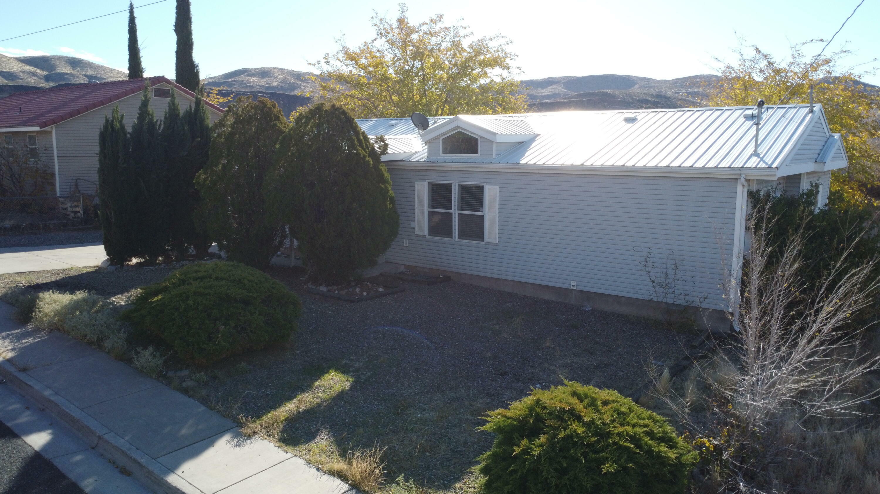 Property Photo:  250 E 860 N  UT 84737 