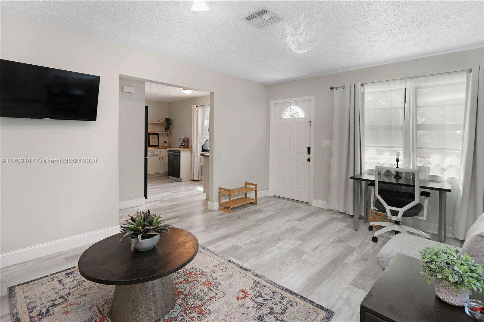 Property Photo:  1631 Johnson St  FL 33020 