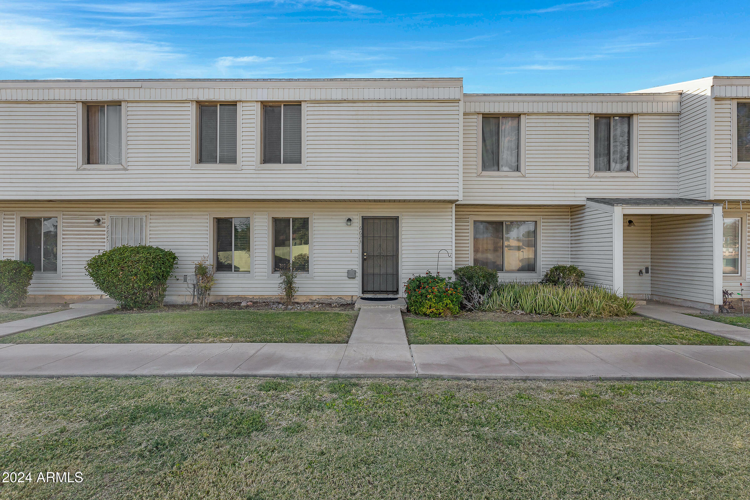 Property Photo: 6623 S Palm Drive AZ 85283