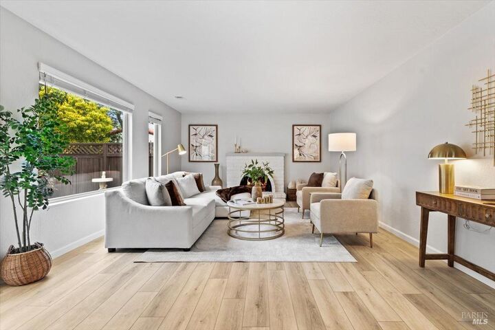 809 Shady Oak Drive  Santa Rosa CA 95404 photo