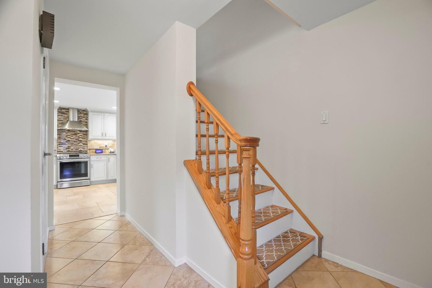 Property Photo:  32 9th Street  NJ 08831 