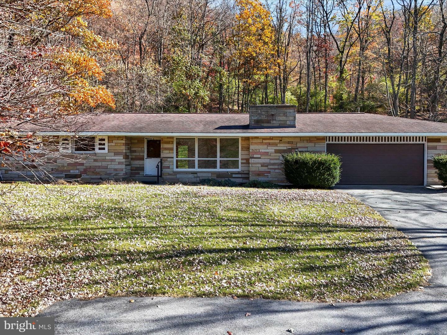 Property Photo:  1056 Dark Hollow Rd.  PA 15522 