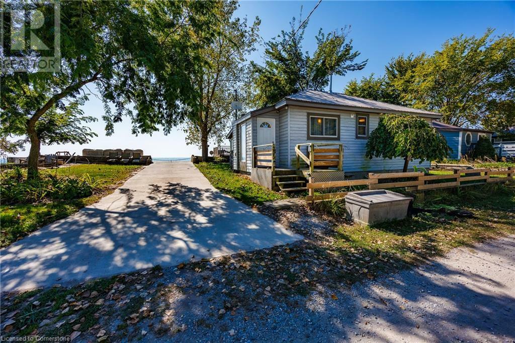 205 Hastings Drive  Port Rowan ON N0E 1M0 photo