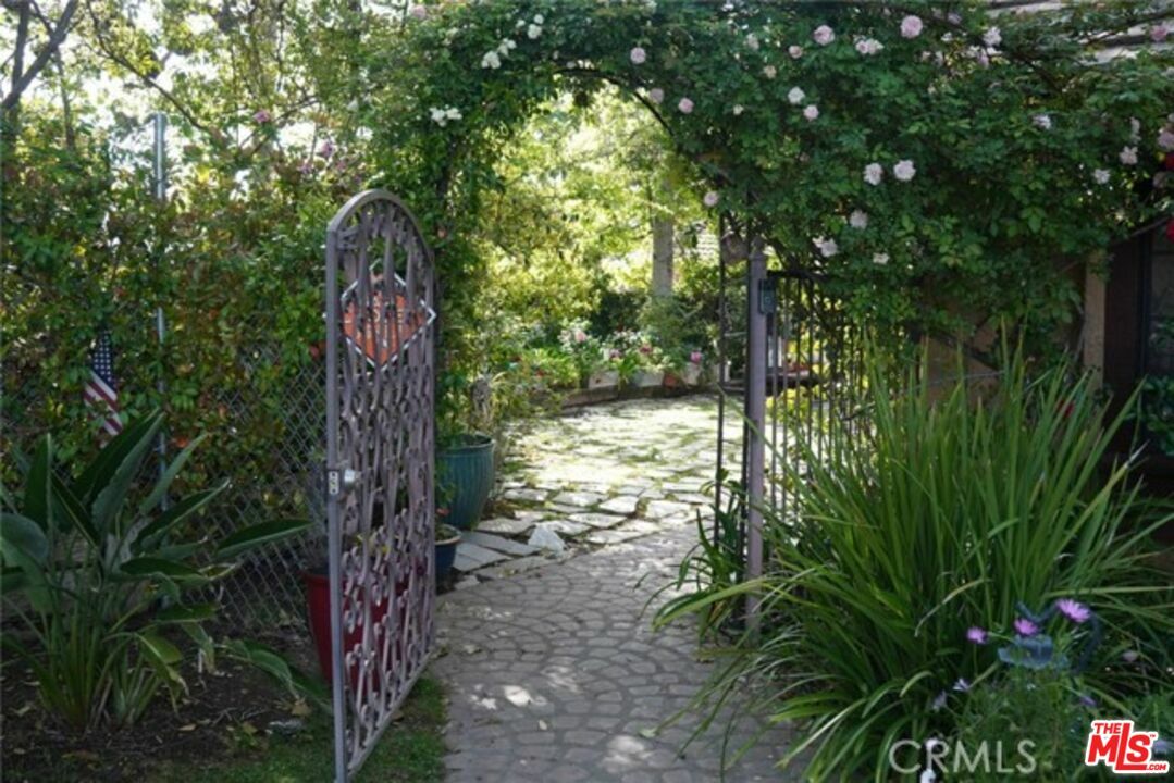 Property Photo:  30063   Torrepines Pl  CA 91301 