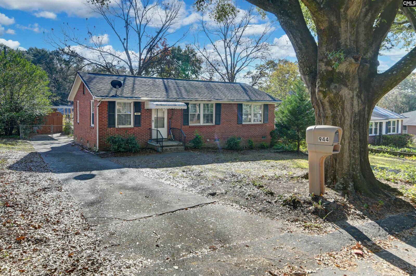 Property Photo:  944 Laurie  SC 29205 