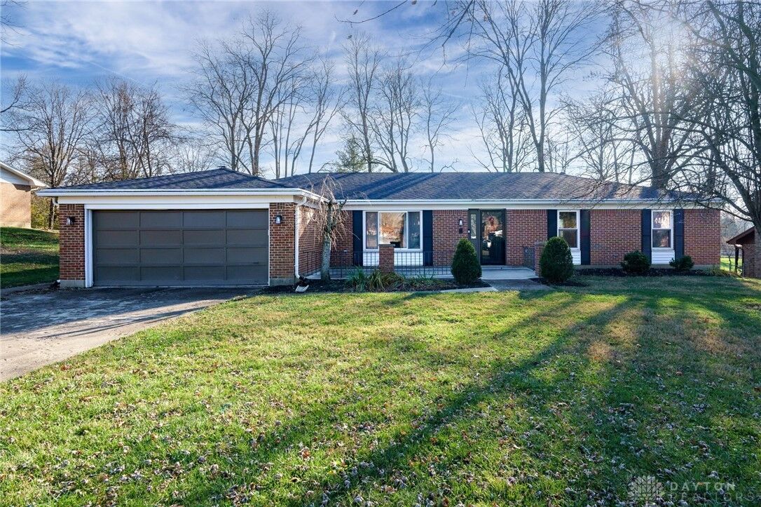 Property Photo: 2865 Lantz Road OH 45434