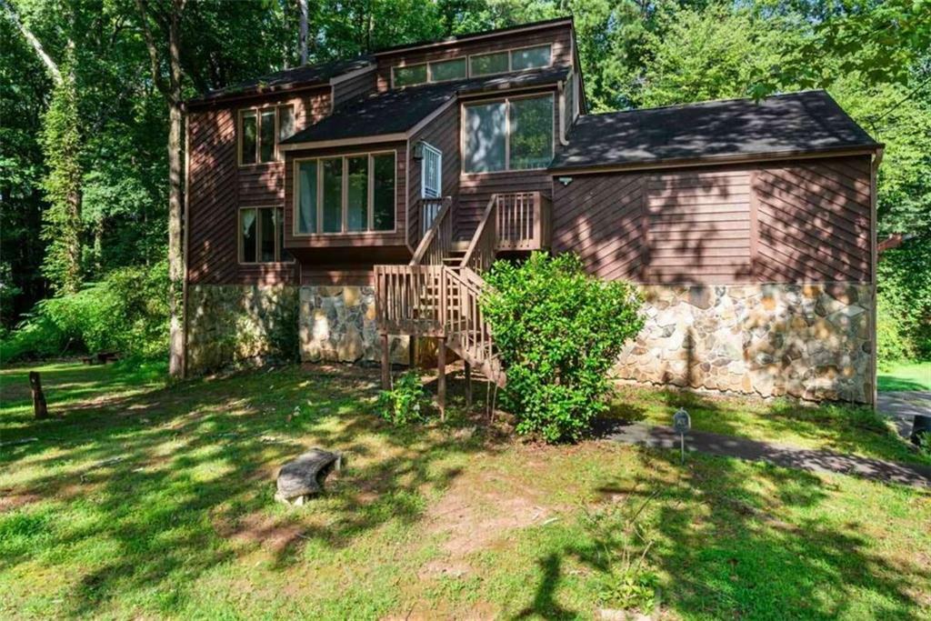 Property Photo:  839 Post Road Way  GA 30088 