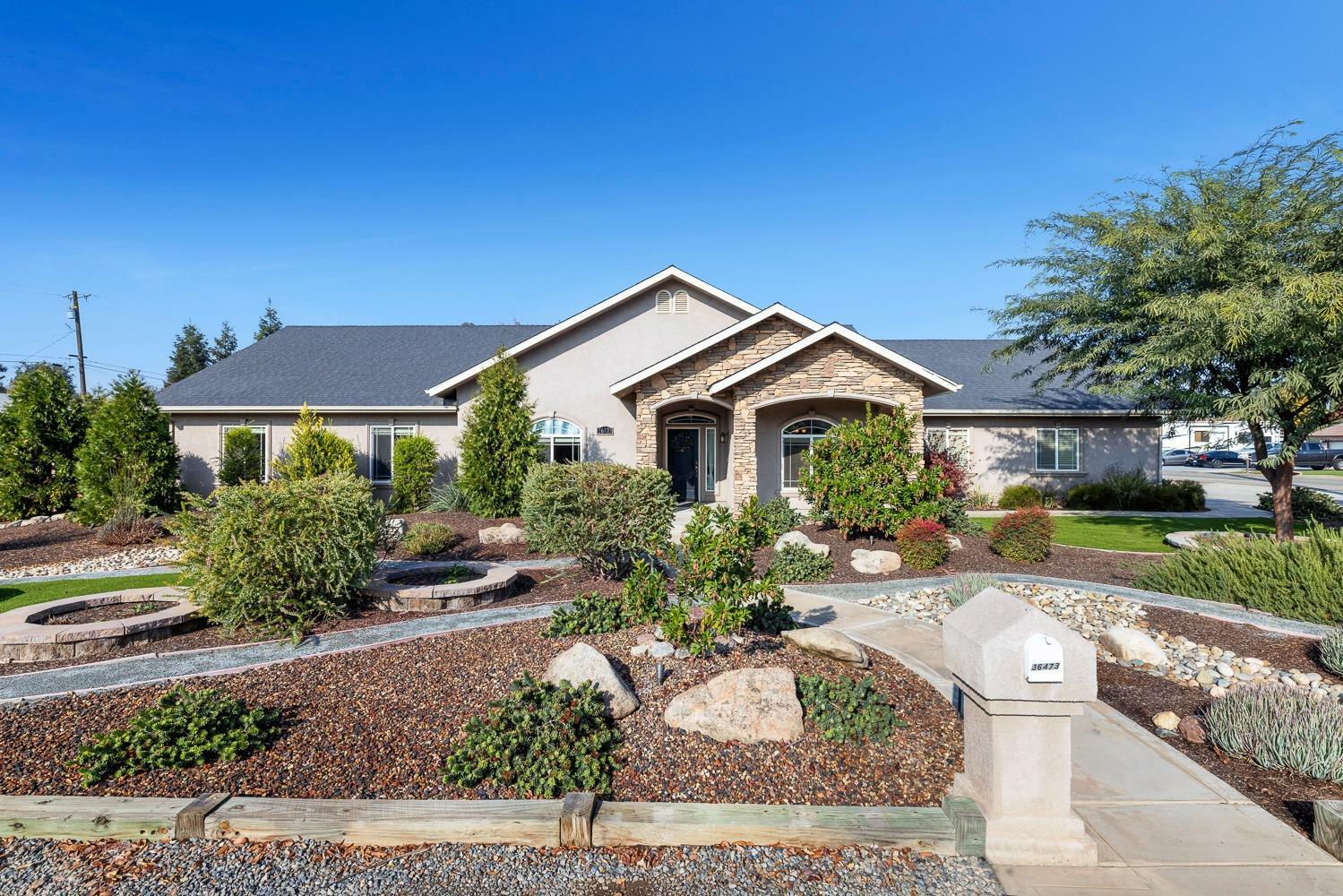 36473 Blossom Avenue  Madera CA 93636 photo