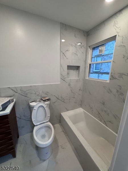 Property Photo:  490 Stuyvesant Ave 1F  NJ 07111 