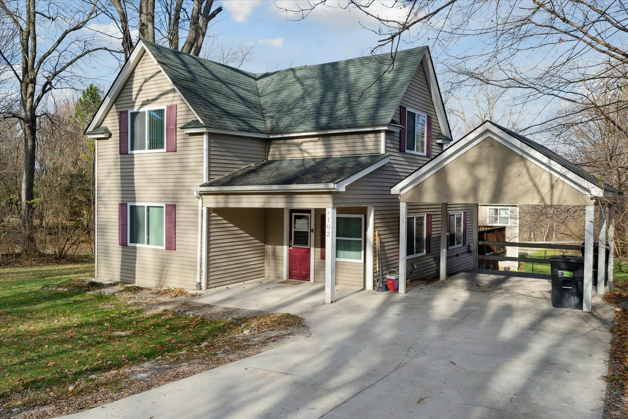 Property Photo:  102 Cloverport Avenue  MI 48307 2763 