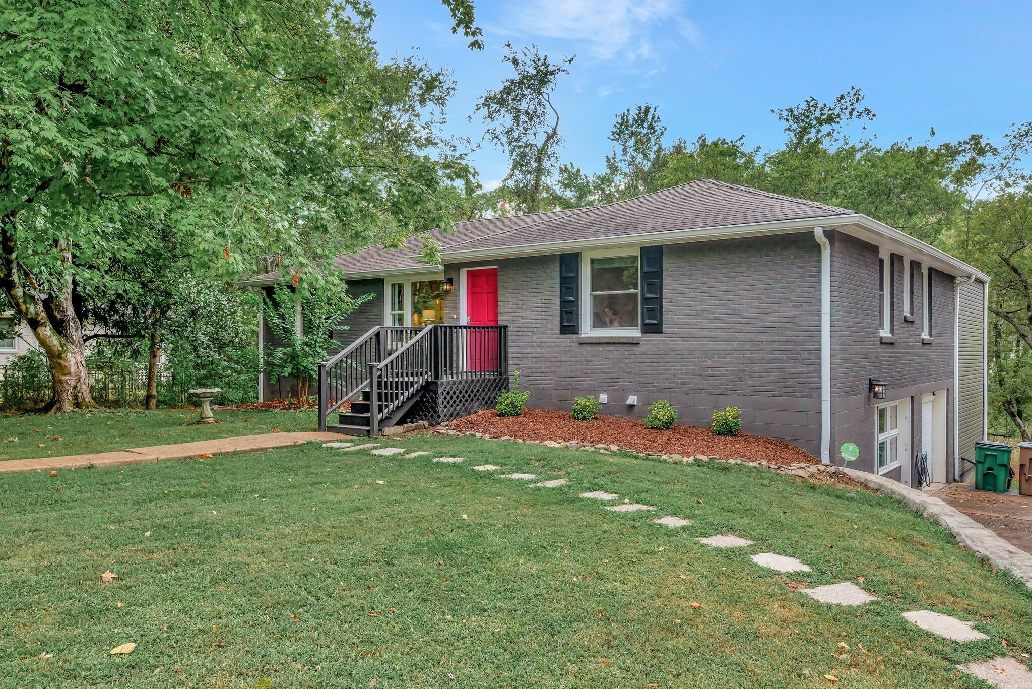 Property Photo:  981 Davidson Dr  TN 37205 