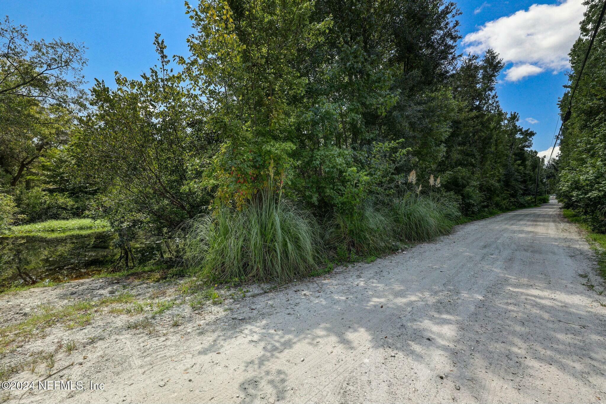 Property Photo:  3980 Scenic Drive  FL 32068 