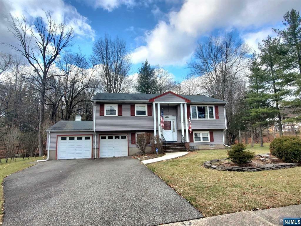 Property Photo:  85 Darrow Drive  NJ 07508 