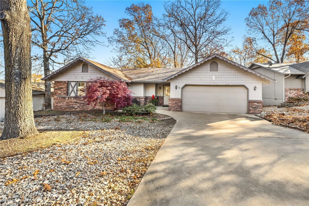 Property Photo:  6 Wilton Lane  AR 72715 