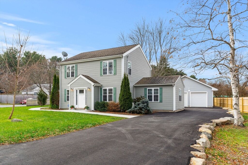 Property Photo:  11 Forest Ave  MA 01929 