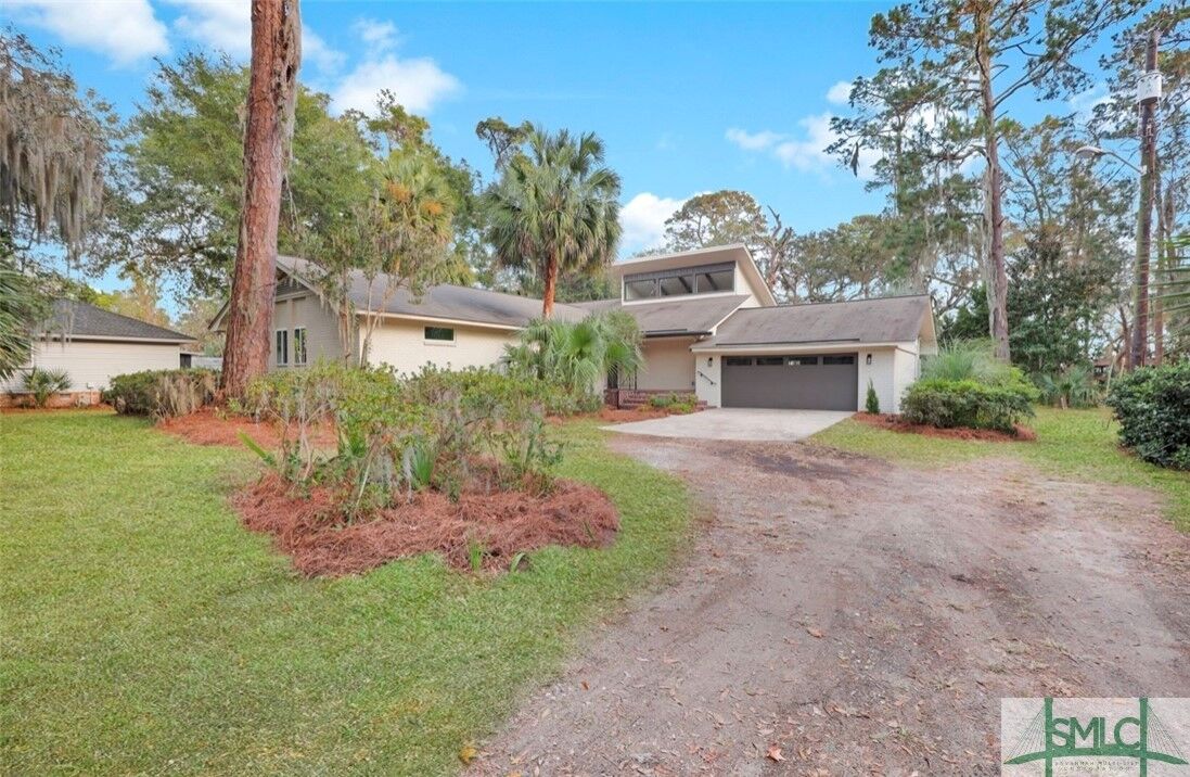 Property Photo:  1116 Walthour Road  GA 31410 