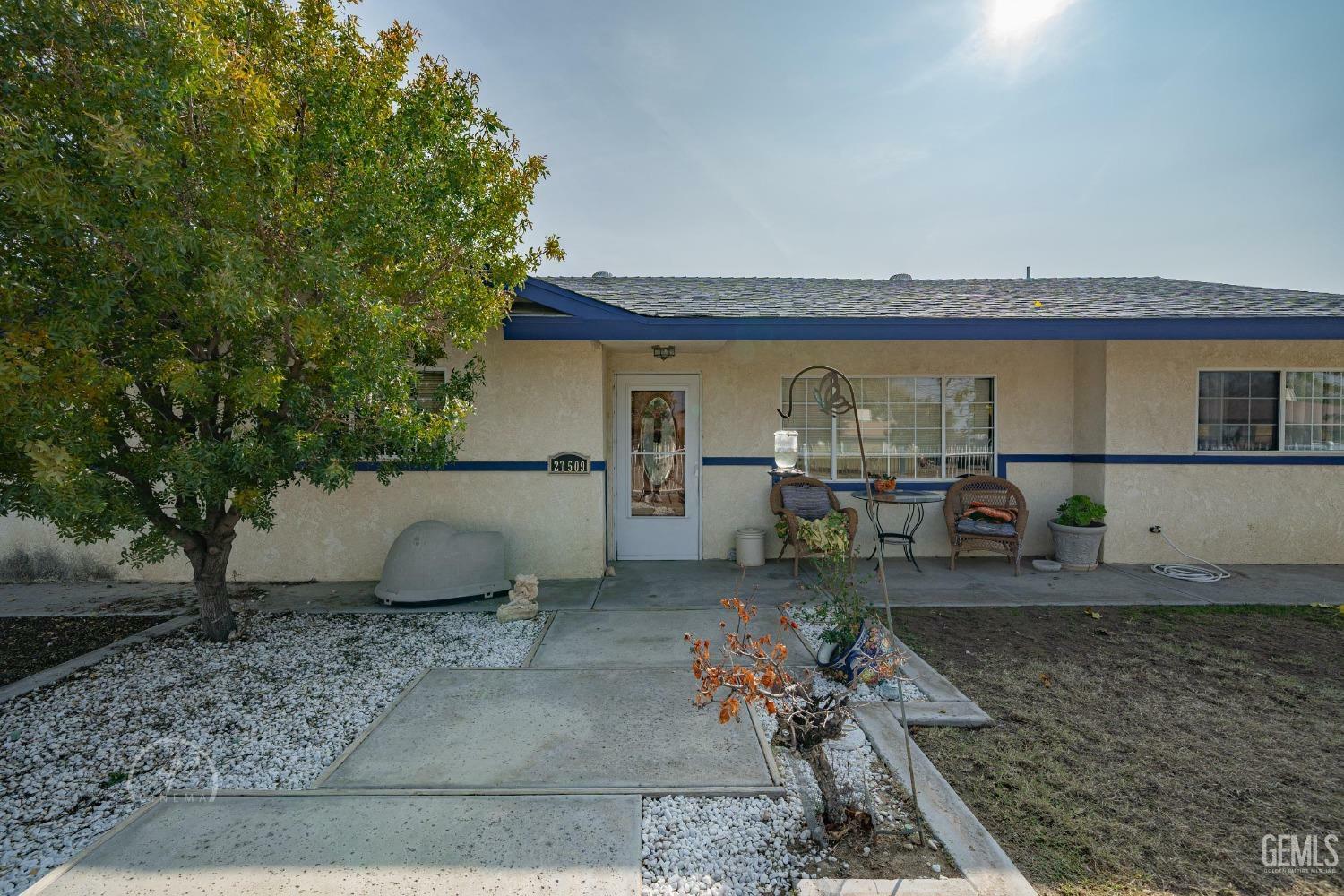 Property Photo:  27509 Pine Street  CA 93268 