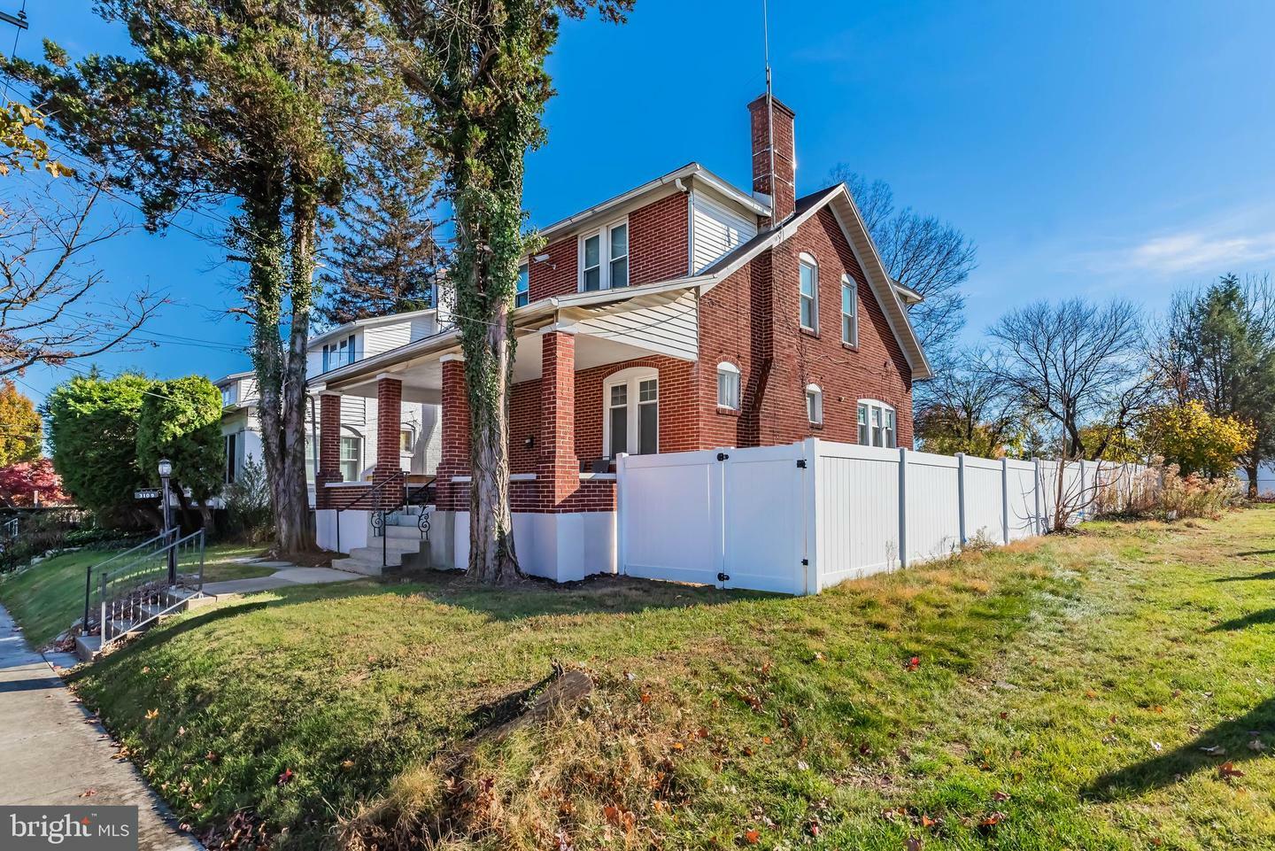 Property Photo:  3109 Chestnut Street  PA 17011 