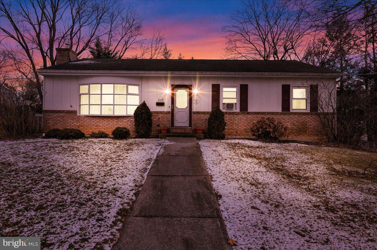 Property Photo:  322 Fir Street  PA 17078 