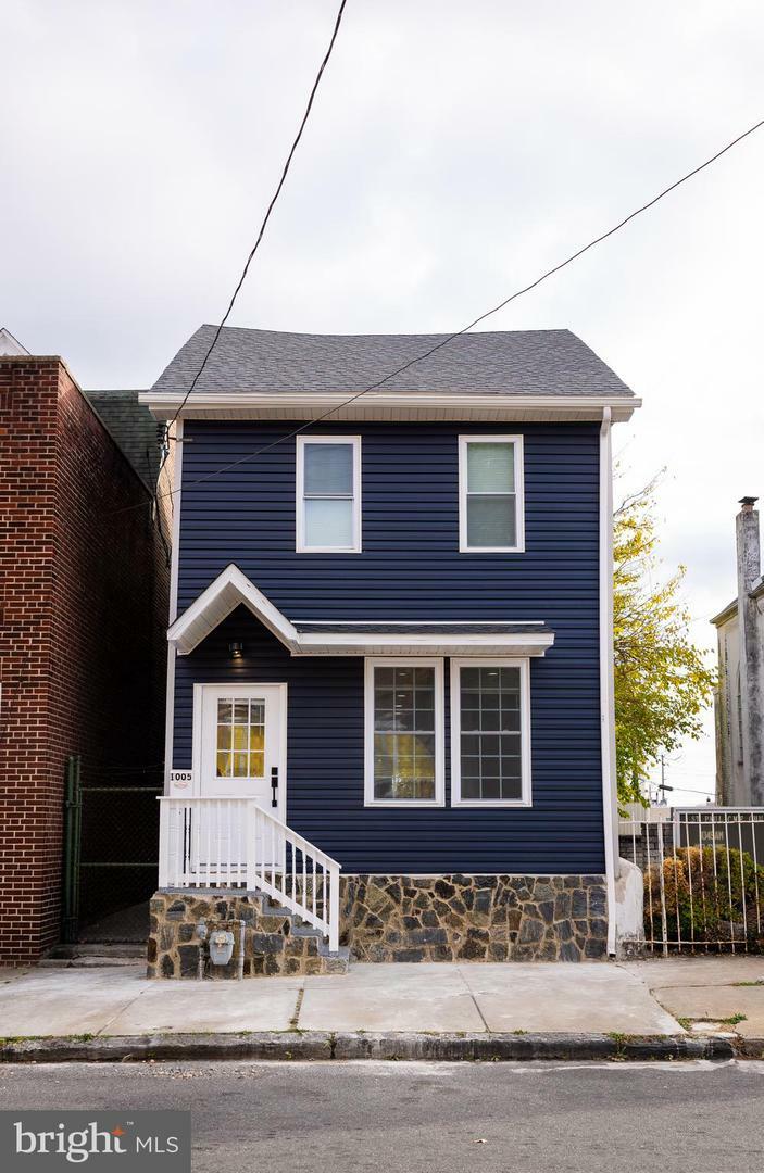 Property Photo:  1005 W 3rd Street  PA 19013 