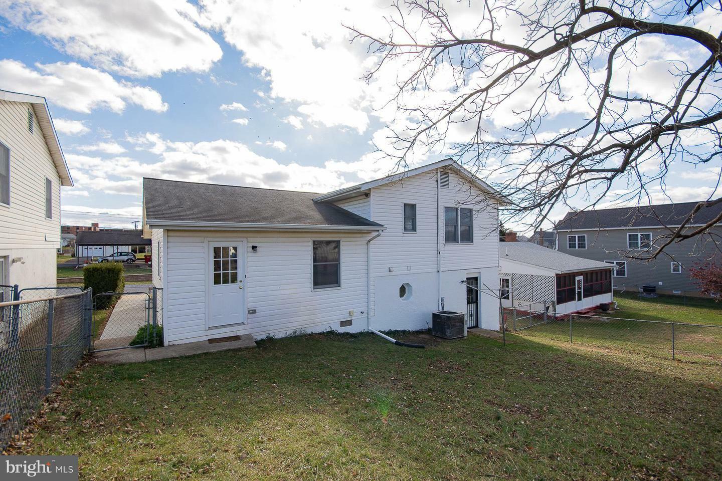 Property Photo:  111 E 7th Avenue  WV 25438 