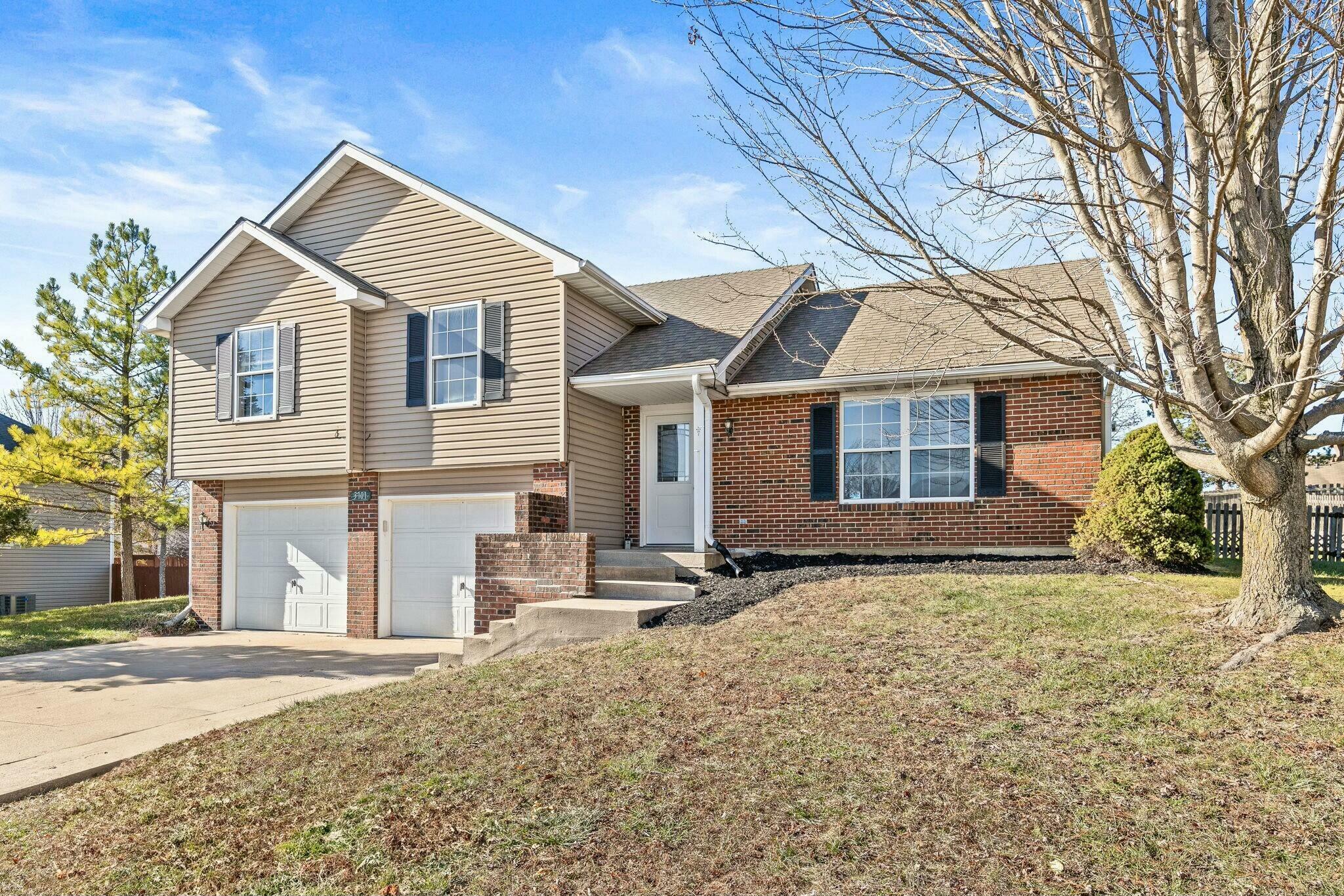 Property Photo:  3701 Triple Crown Dr  MO 65202 