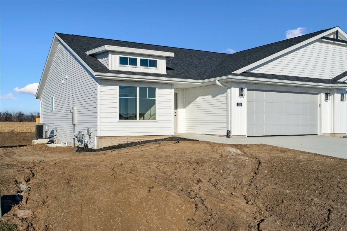 Property Photo:  145 Hackberry Drive  IA 52324 