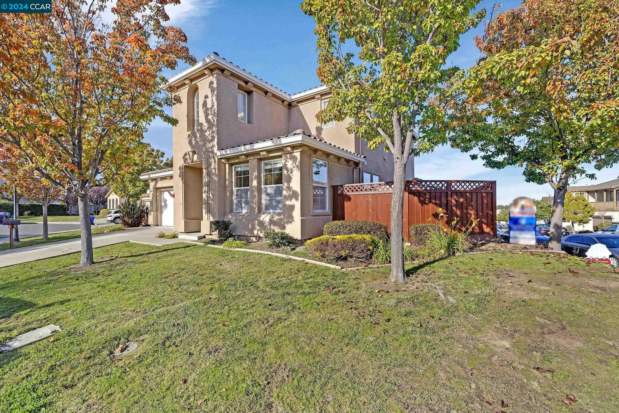 Property Photo:  5509 Vista Ct  CA 94806 