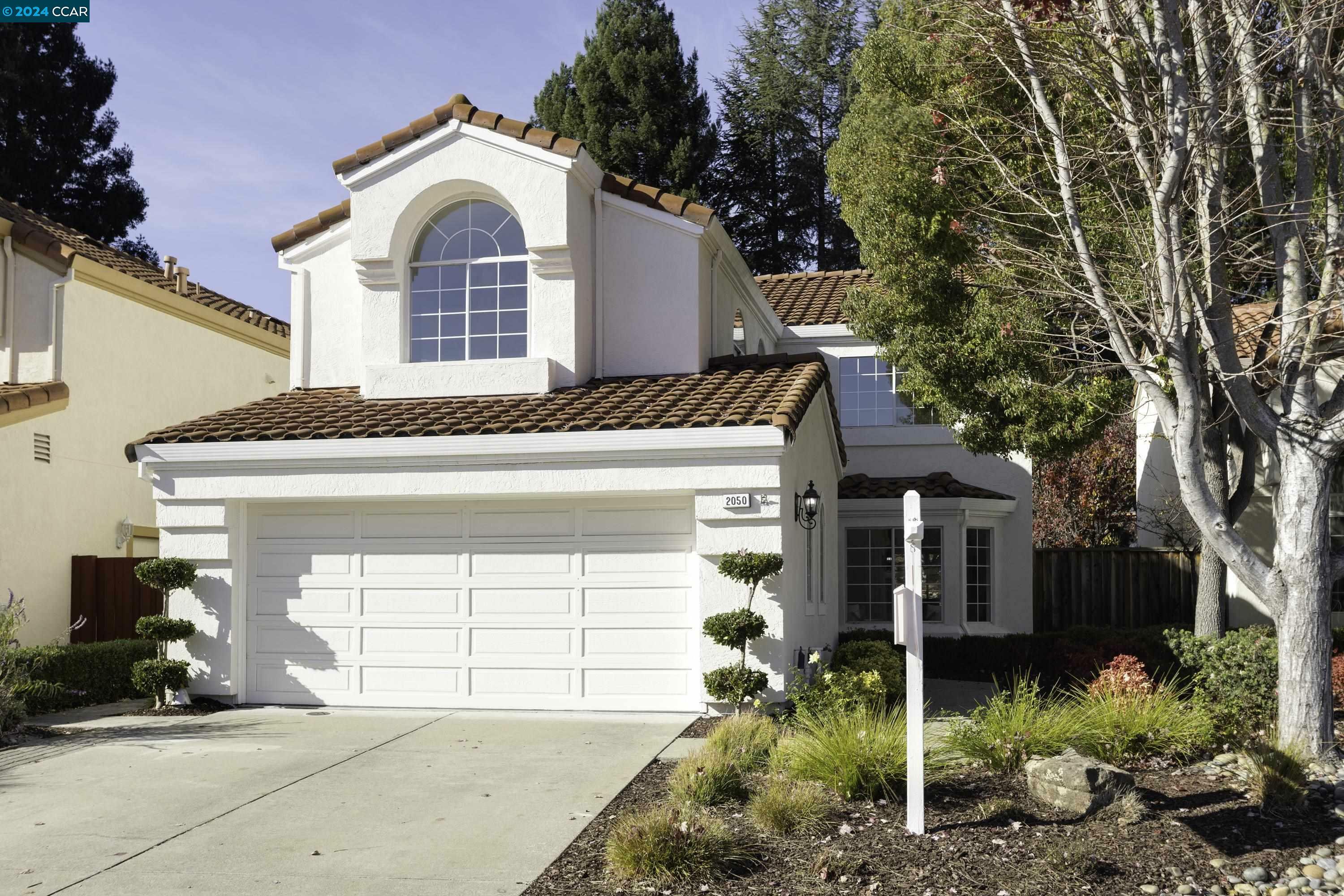 Property Photo:  2050 Goldenrod Ln  CA 94582 