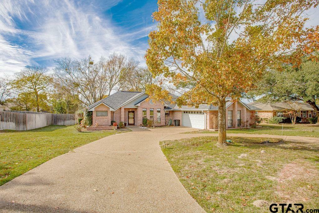 Property Photo:  310 Hideaway Ln. East  TX 75771 