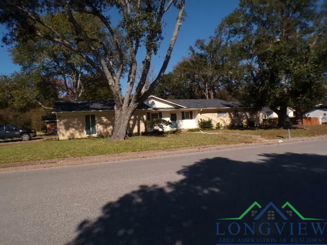 Property Photo:  1204 Slaydon  TX 75654 