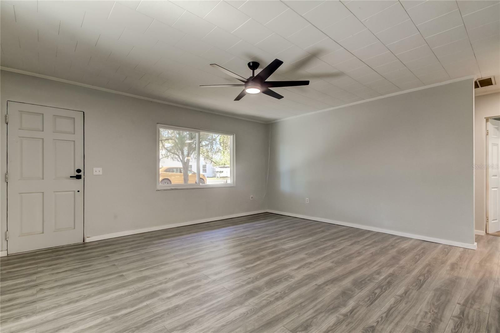 Property Photo:  5610 12th Street  FL 33542 