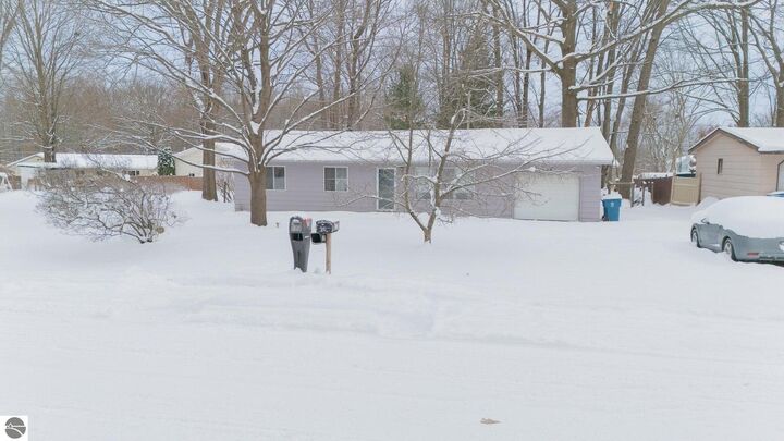 117 Broken Arrow  Houghton Lake MI 48629 photo