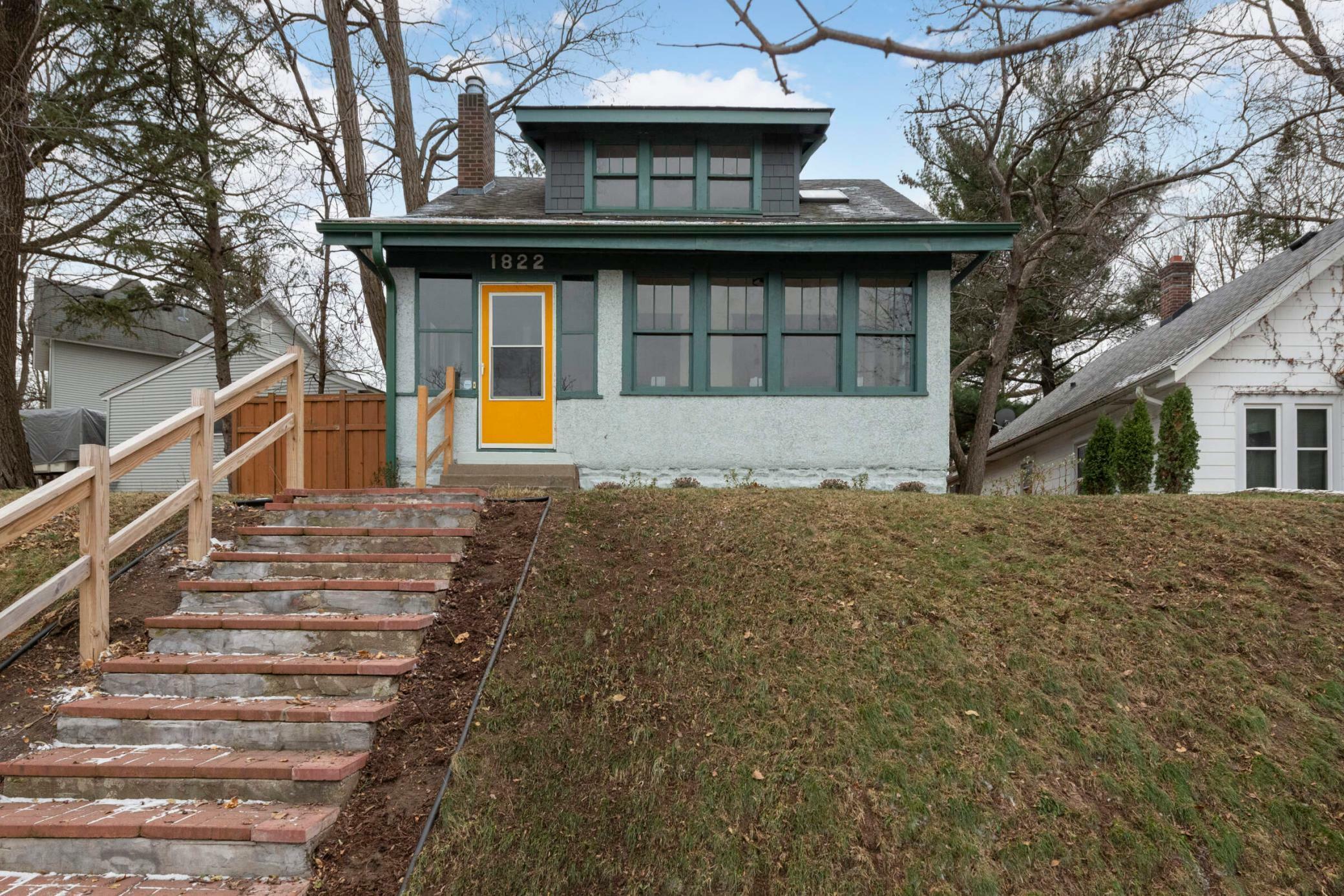 Property Photo:  1822 Chelton Avenue  MN 55104 