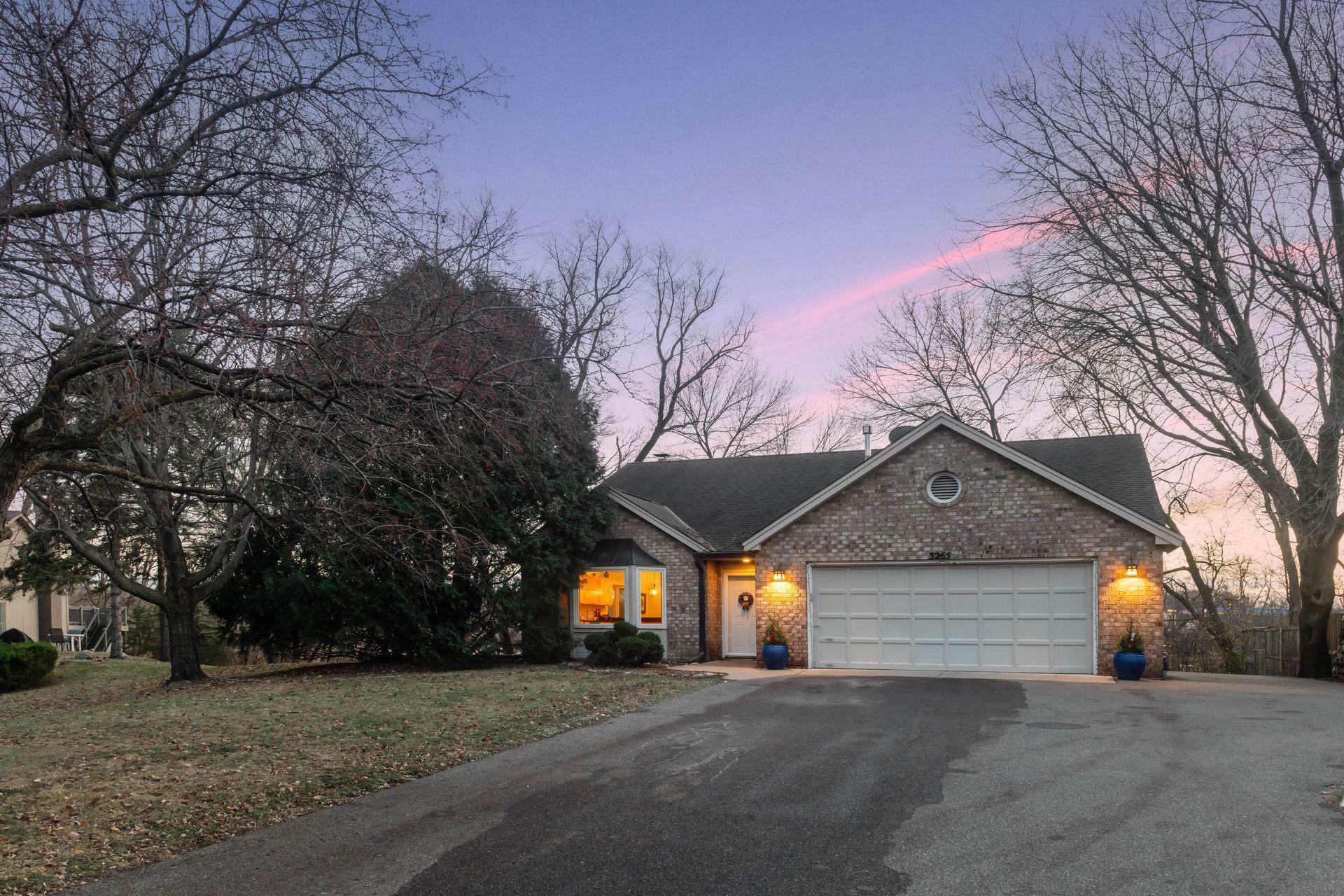 Property Photo:  3265 Lafayette Ridge Court  MN 55391 